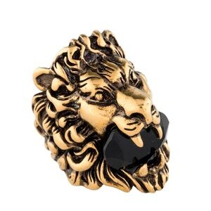 NWT Gucci
Crystal Lion Head Ring w/ Black Crystal Designer Size:16